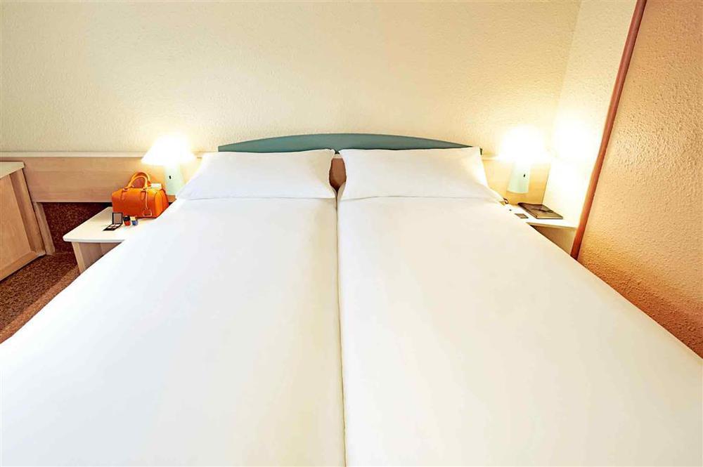 Ibis Saint Gratien - Enghien-Les-Bains Ξενοδοχείο Δωμάτιο φωτογραφία